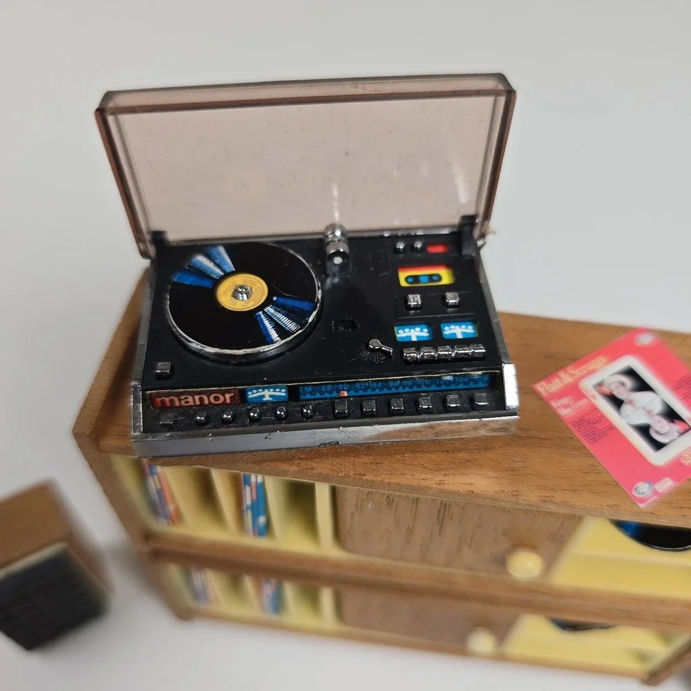 Lundby Dollhouse Record Player Stereo Set with Cabinet & Speakers 70s Beautiful!